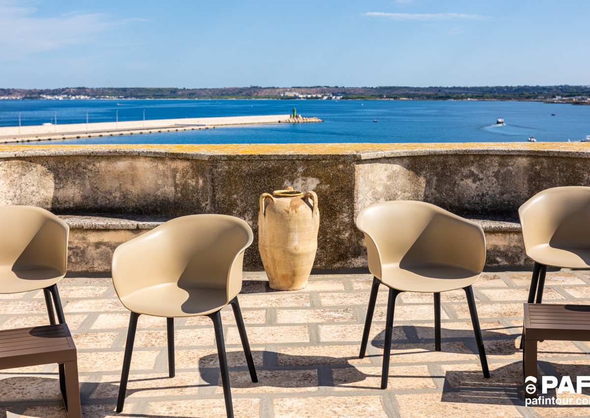 Palazzo Celina Standard