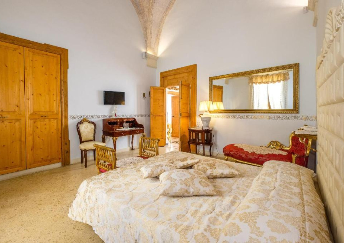 Palazzo Gallo "Suite La Corte"