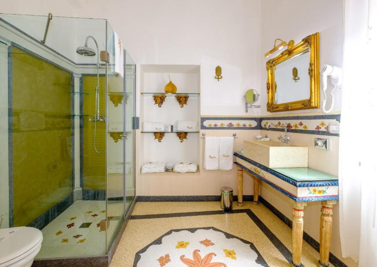 Palazzo Gallo "Suite La Corte"