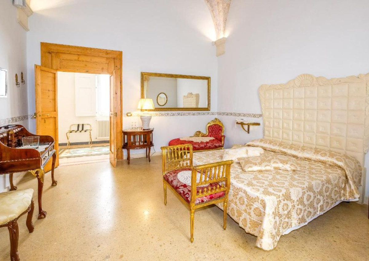 Palazzo Gallo "Suite La Corte"