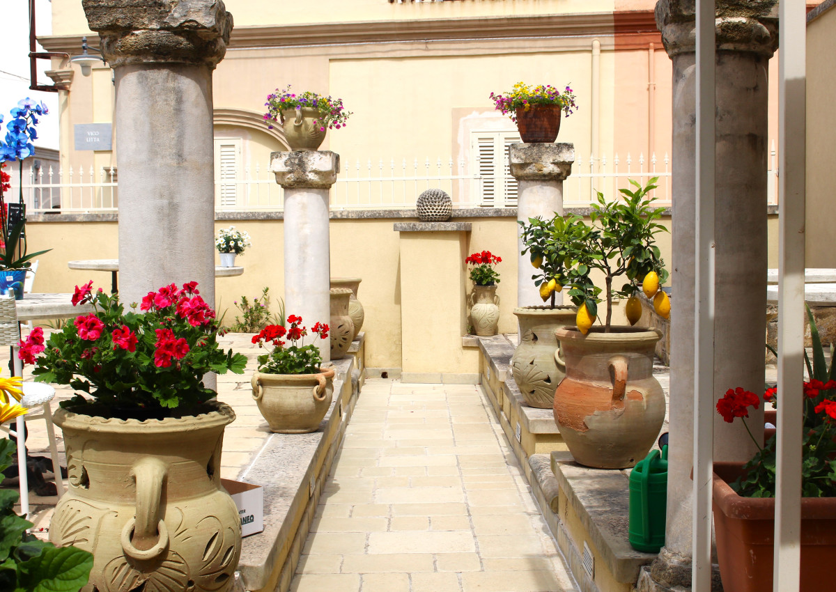 Palazzo Aurora Ambra